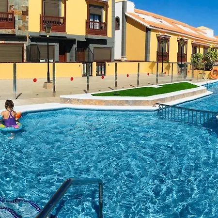 Bedroom Medanomar 2 Rum i privatbostad