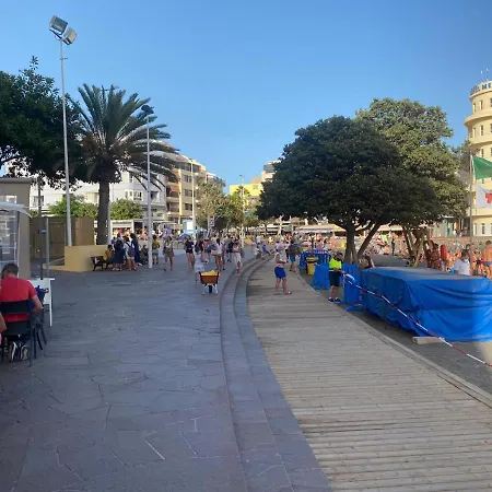 Bedroom Medanomar 2 Rum i privatbostad *