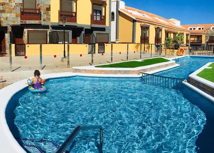 Bedroom Medanomar 2 Проживание в семье