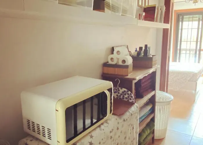 Bedroom Medanomar 2 *