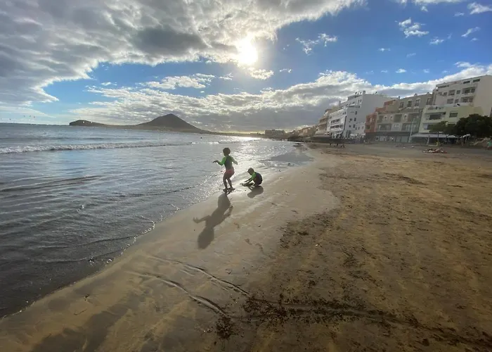 Homestay Bedroom Medanomar 2